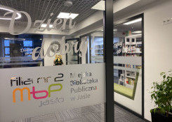 Z książką sięgaj gwiazd! Filia nr 2 zaprasza po przebudowie!